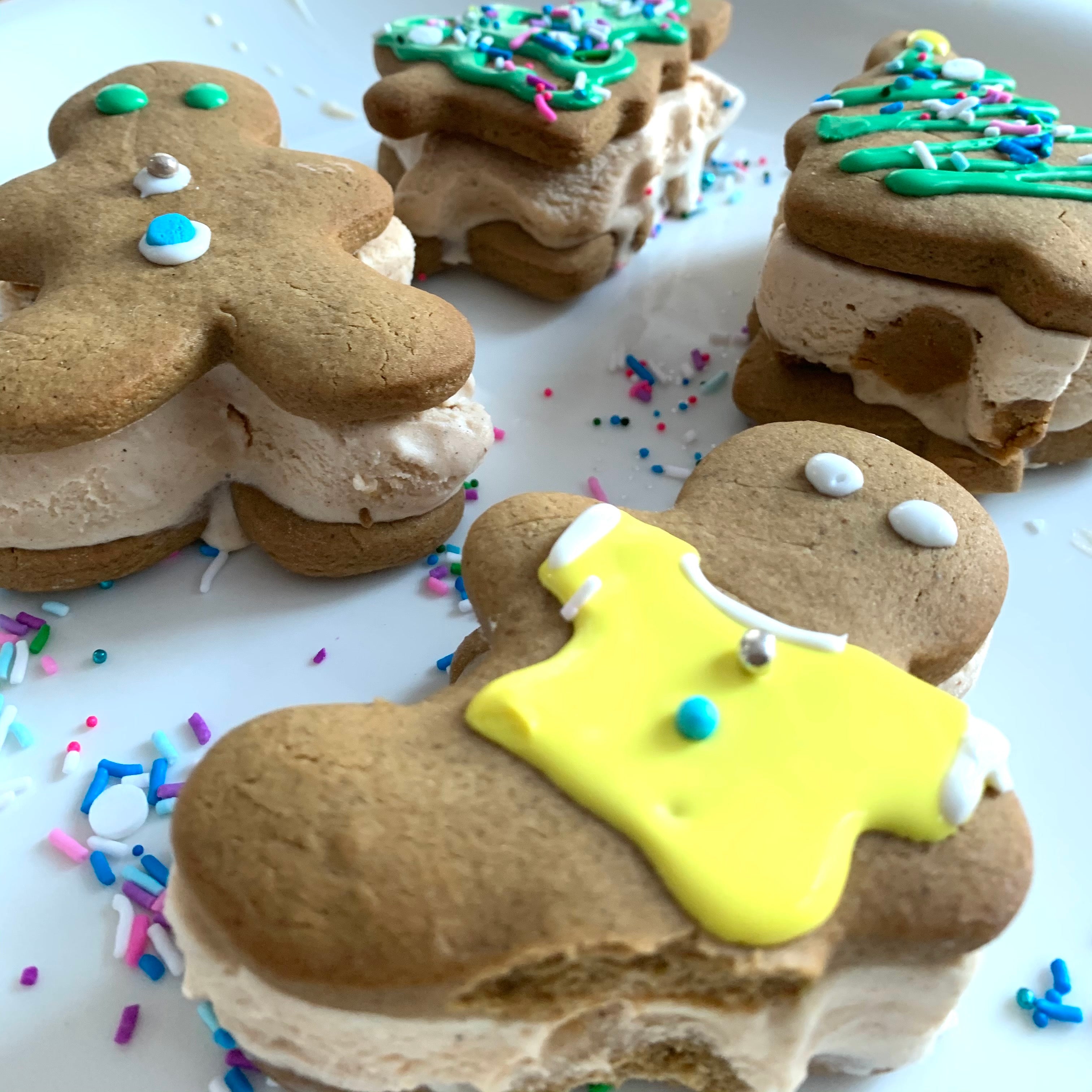 Gingerbread Cookie Sammies