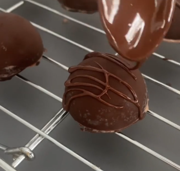 Red Velvet Ice Cream Truffles