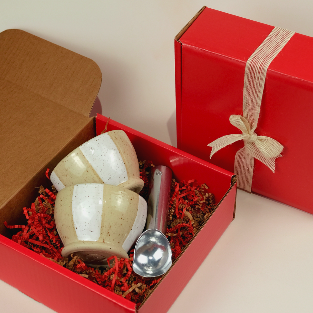 Handmade Ice Cream Bowls & Scoop Gift Set