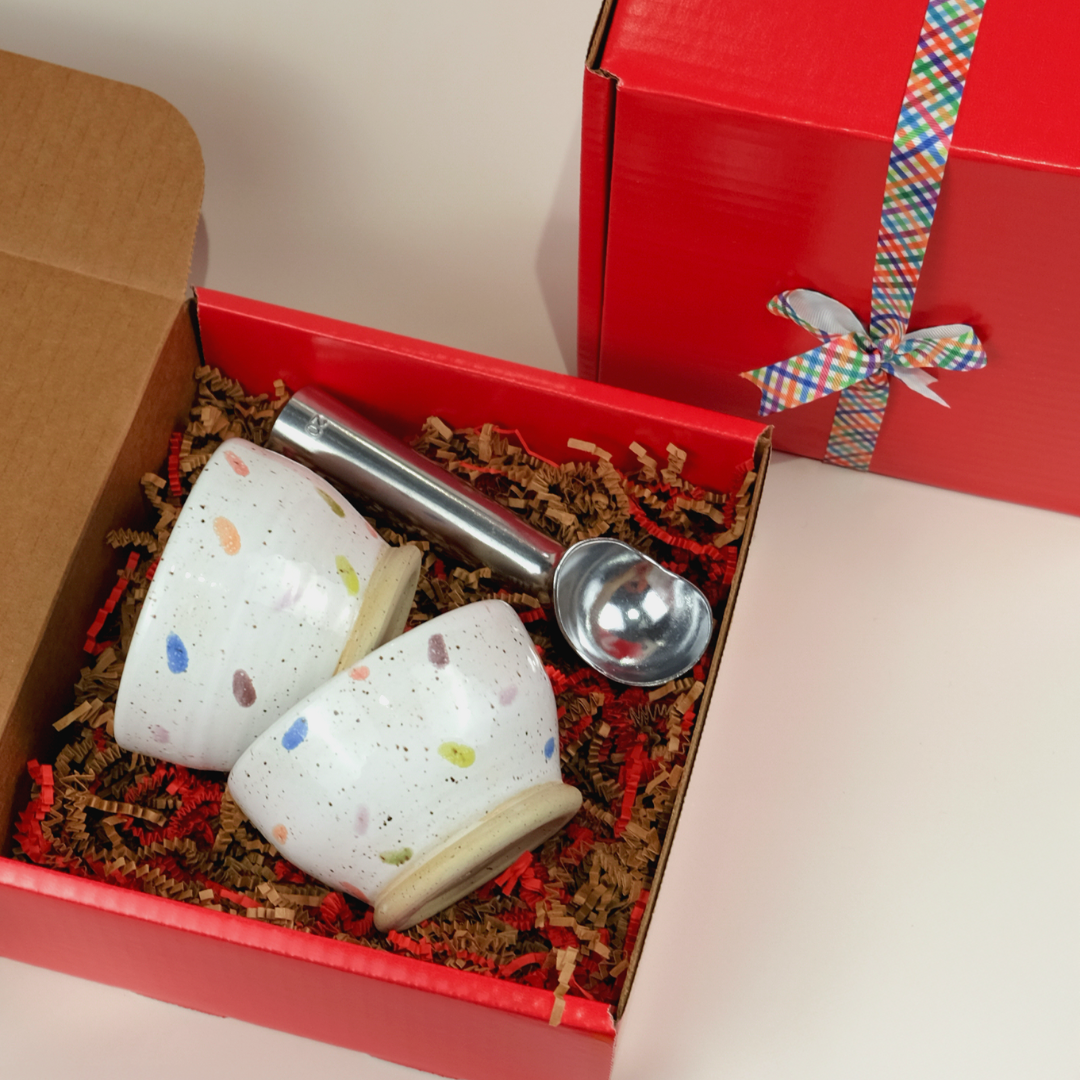 Handmade Ice Cream Bowls & Scoop Gift Set